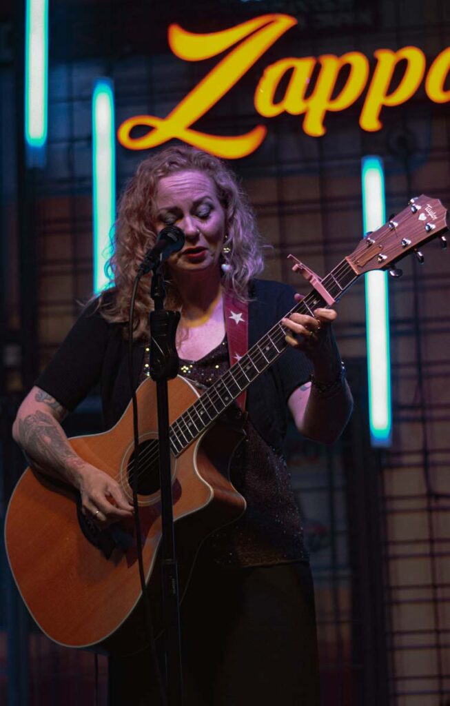 Anneke koncert u Zappa Bazi