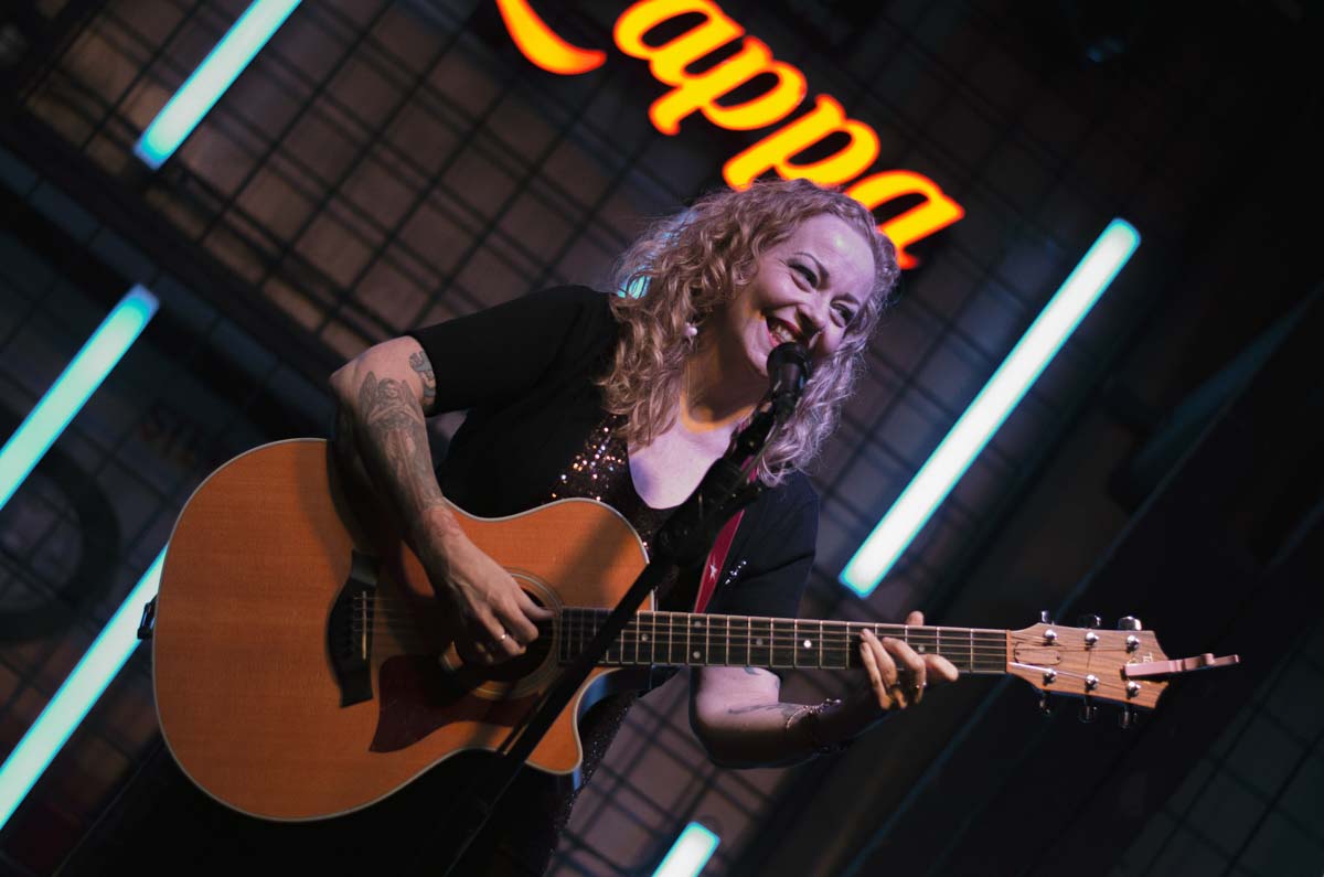 Anneke koncert u Zappa Bazi