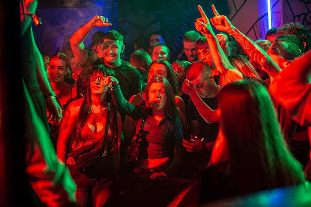 TNG KST Beograd na sceni, hip-hop energija u Klubu Studenata Tehnike